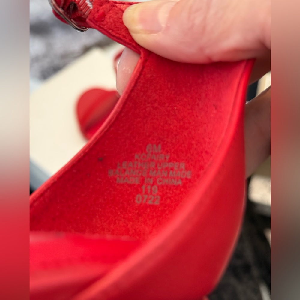 New Calvin Klein Red Fairy heels size 6 - Picture 9 of 10